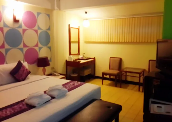 Sawasdee Sukhumvit Hotel