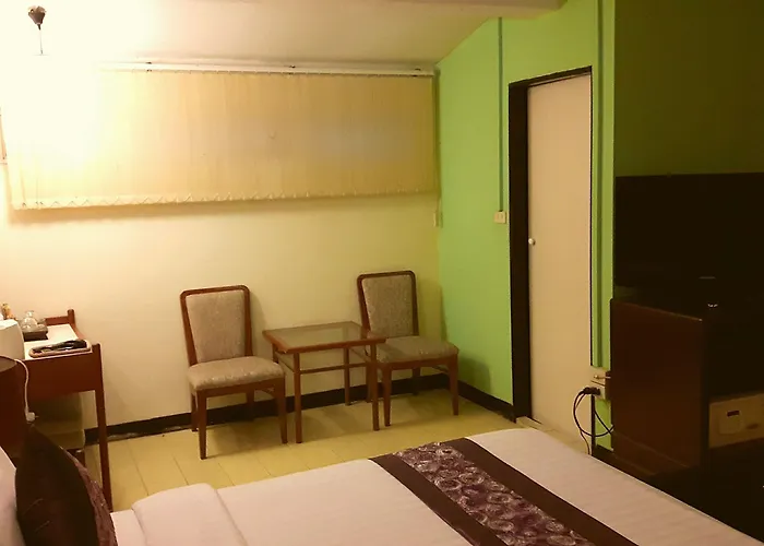 Sawasdee Sukhumvit Hotel 2*