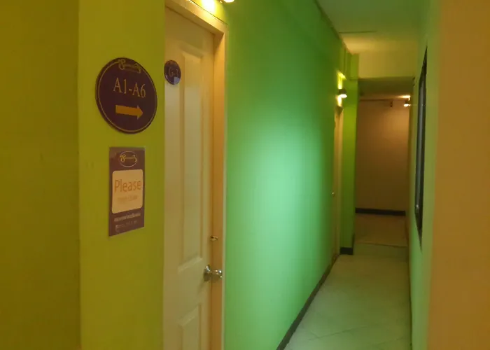 Hotel Sawasdee Sukhumvit 2*